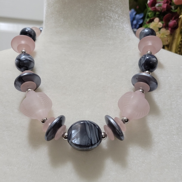 Necklace - Picture 4 of 7